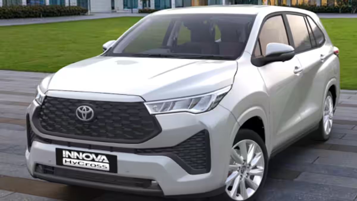 New variant of Innova Hycross MPV GX (O)