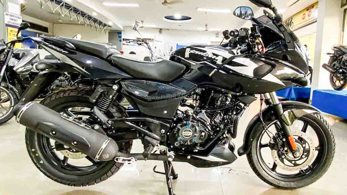 Bajaj Pulsar 220