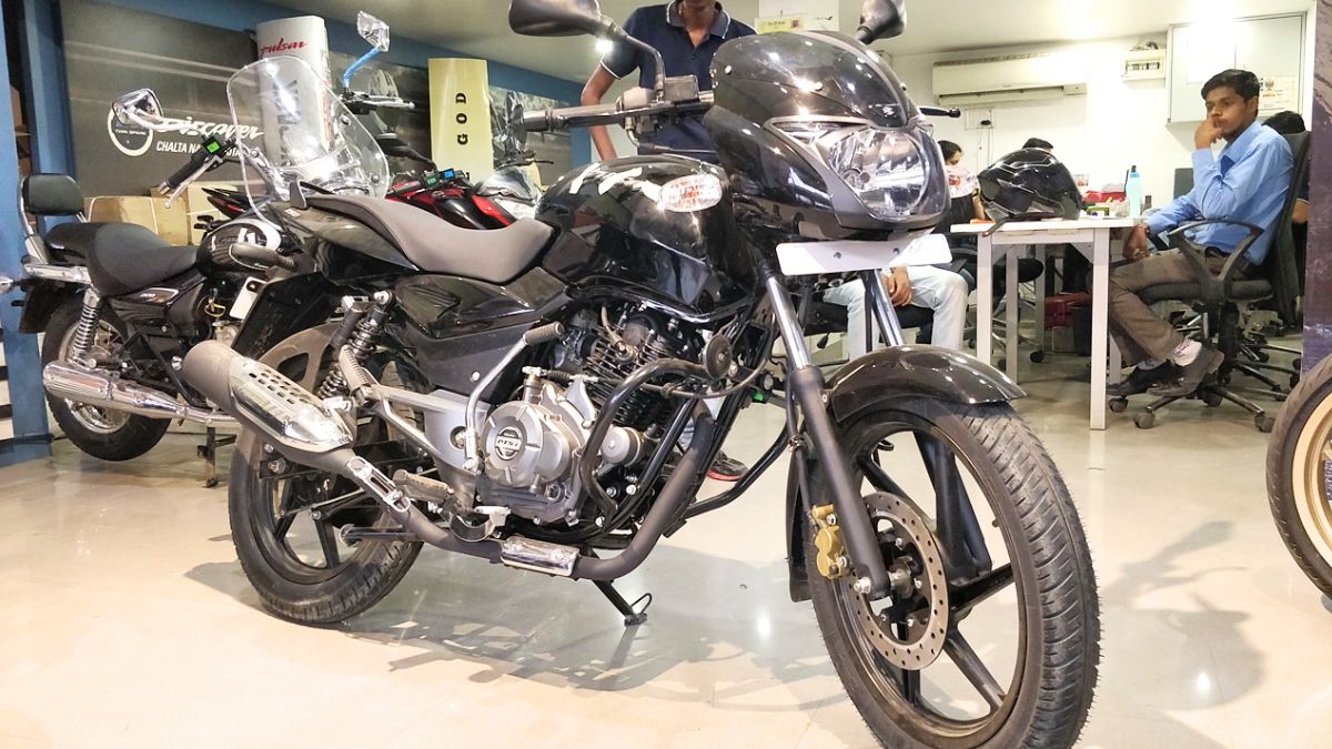 Used Bajaj Pulsar 150 Classic offer