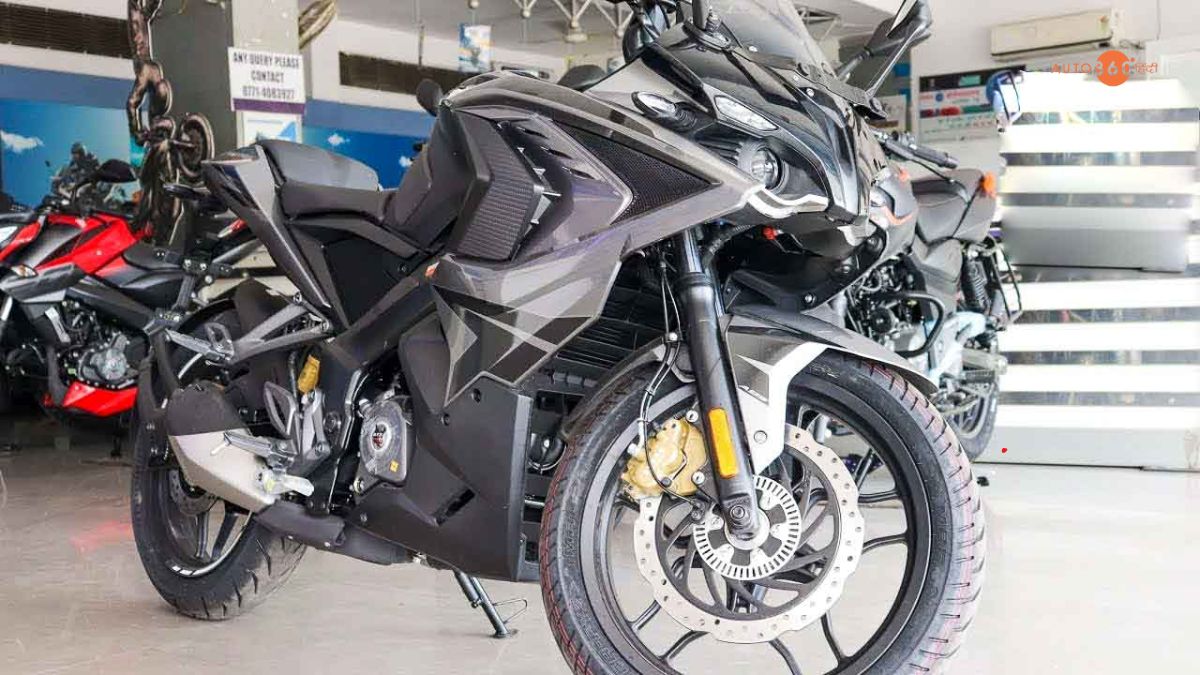 Bajaj Pulsar RS200 Down Payment