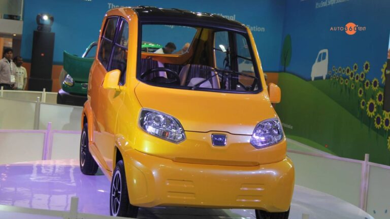Bajaj Re 60 Car